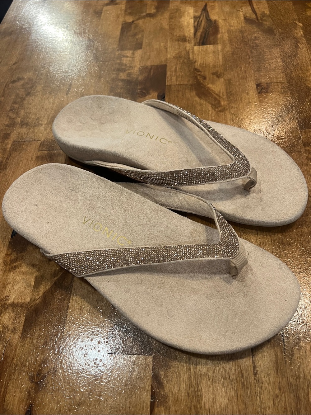 Vionic Women's Taupe Rhinestone-Trim Flip Flops